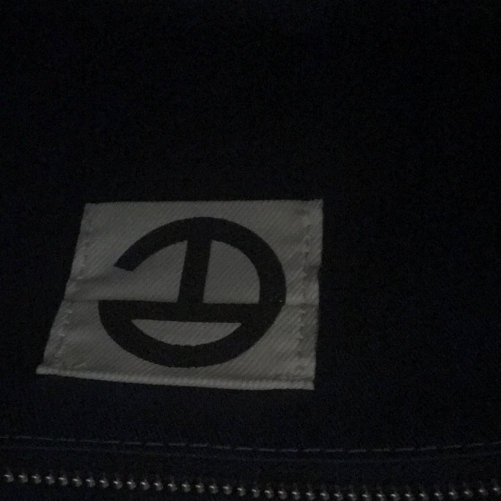 Authentic Telfar Medium bag - Picture 3 of 8